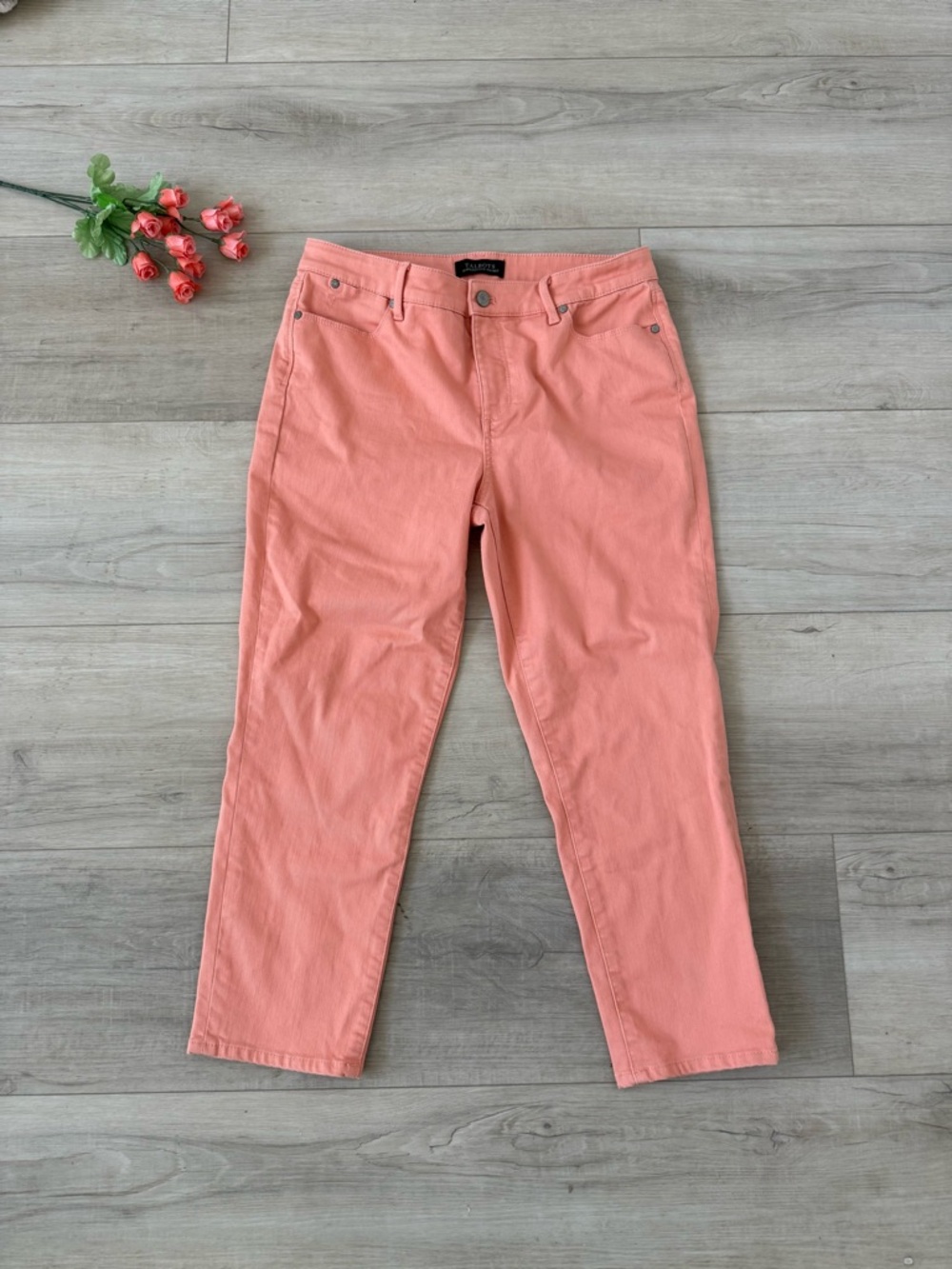 Talbots Women's Coral Color Flawless 5 Pocket Cropped
Jeans - Size 10